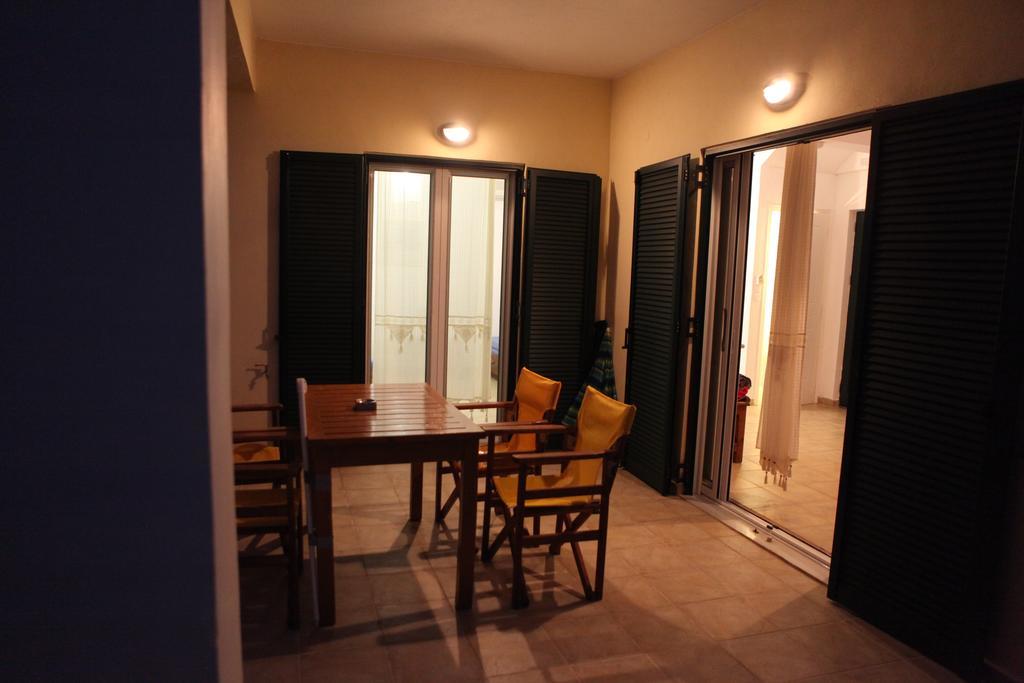 Il Villaggio Chrani Bagian luar foto